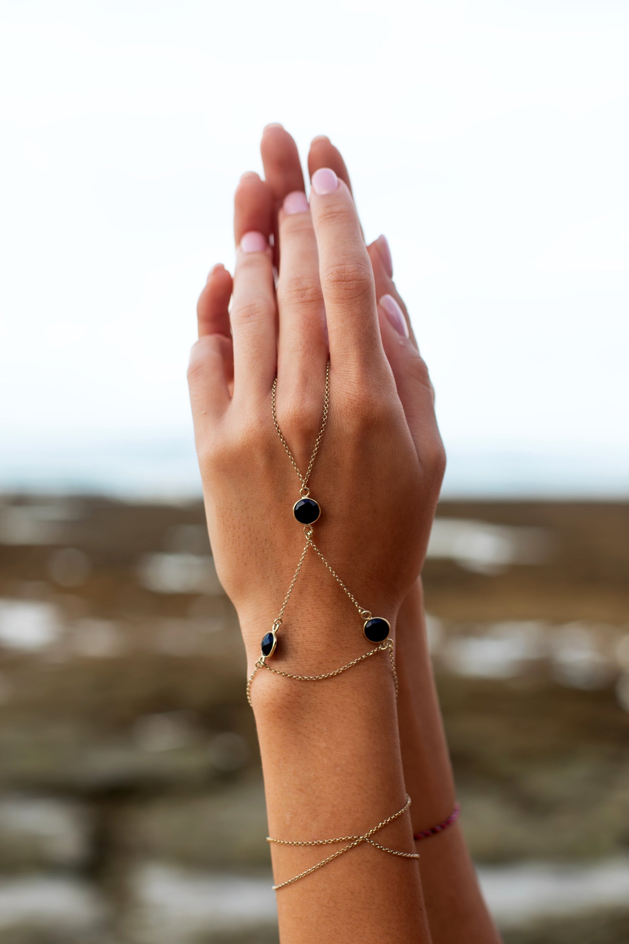 Zaya Hand Chain