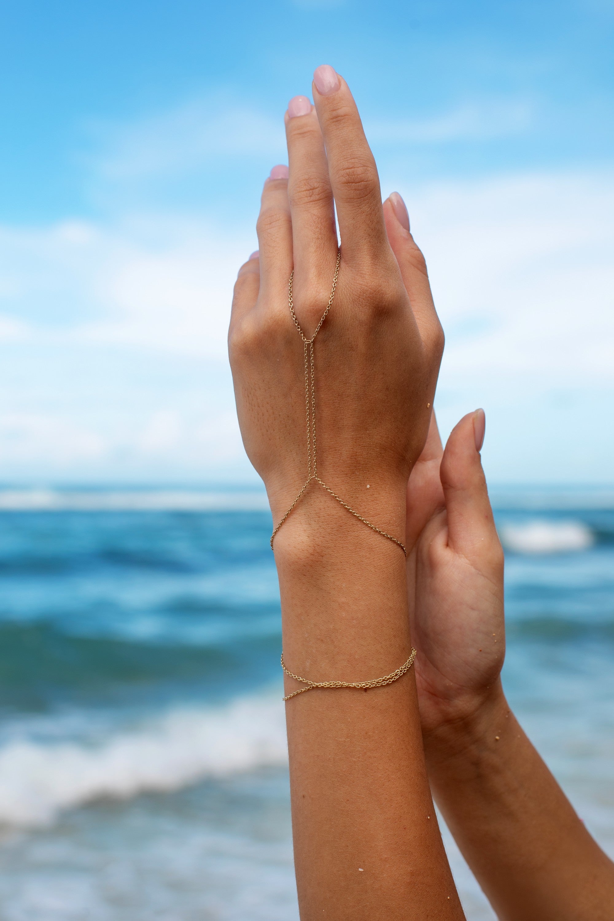 Aina Hand Chain