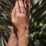 Nahesa Hand Chain