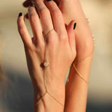 Kiseya gemstone hand chain, close-up of the single stone at center